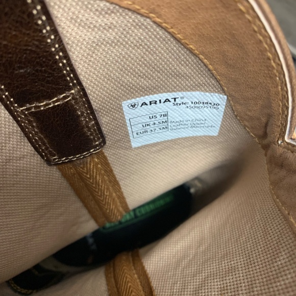 ARIAT Round Up Wide Square Toe Western Boot - Sz 7 NWB - Picture 10 of 13